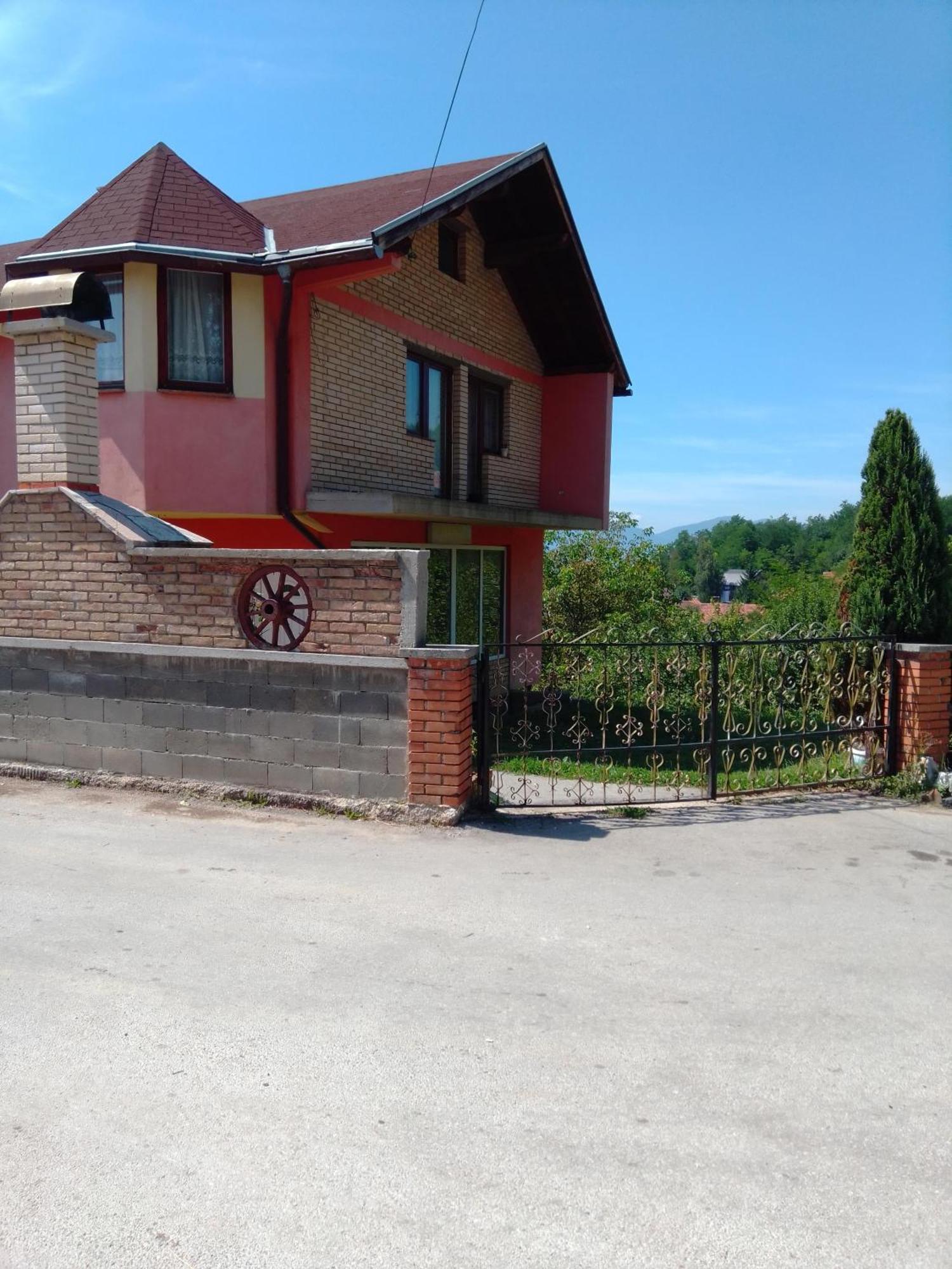 Apartman House Annesa Сараево Экстерьер фото