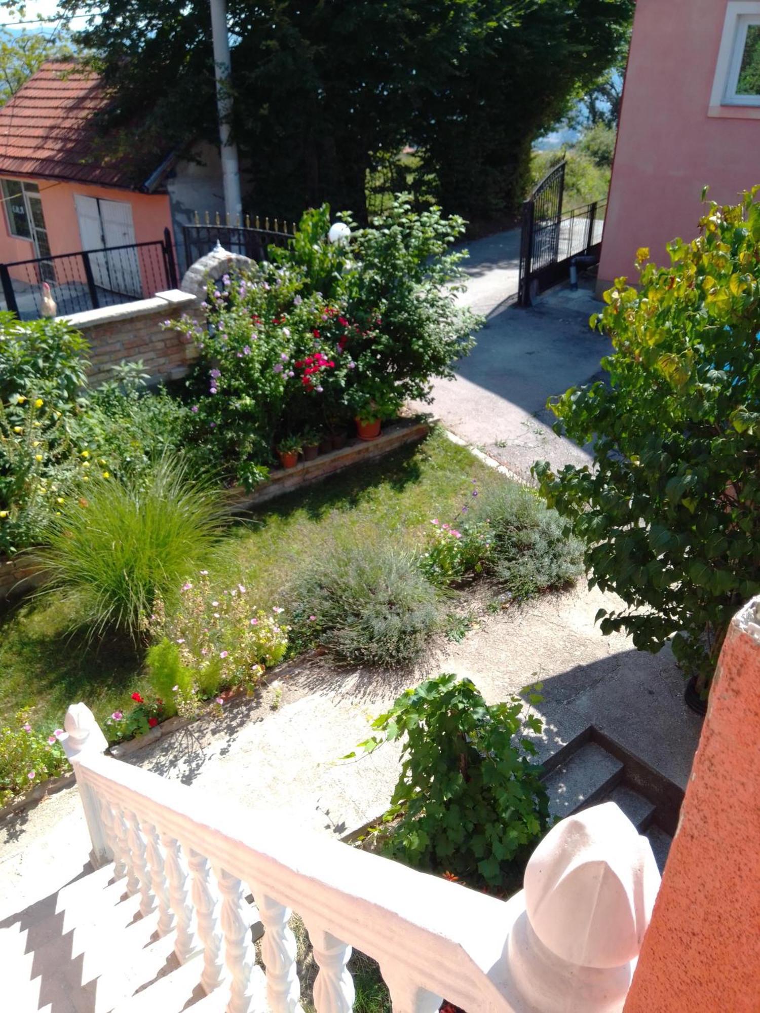 Apartman House Annesa Сараево Экстерьер фото